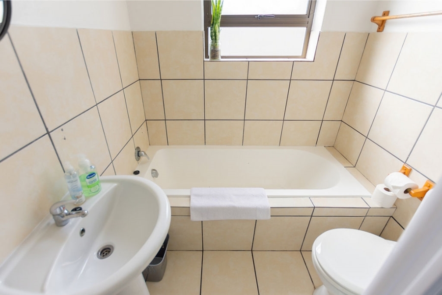 2 Bedroom Property for Sale in Country Club Western Cape